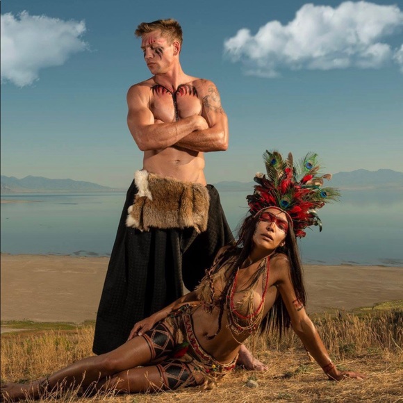 Epoxy resin earrings J Cruz FREE when you buy $70+ - Picture 5 of 6